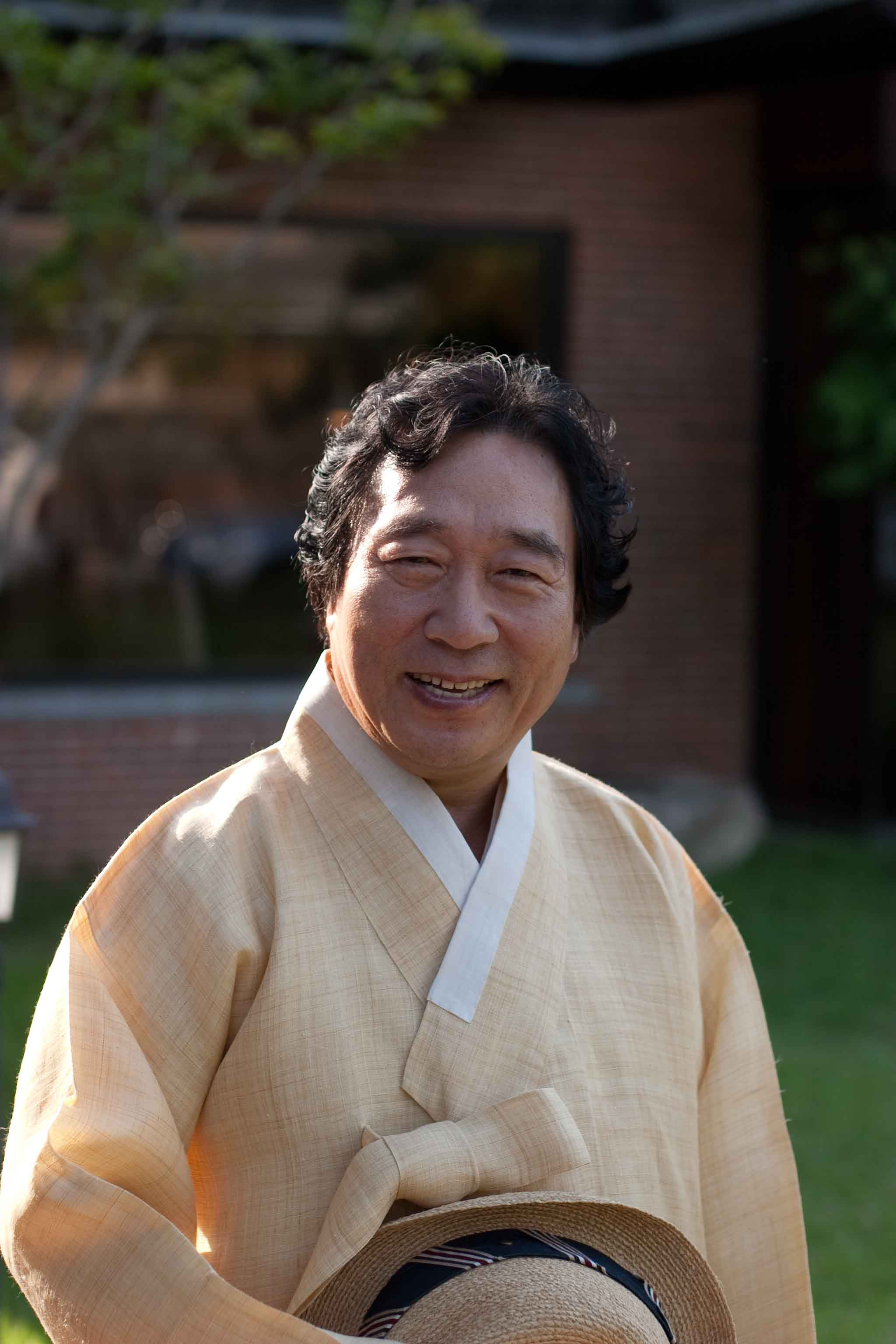 [보도자료 사진] 이병욱 교수.jpg